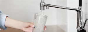 Qué análisis se le hace al agua purificada?